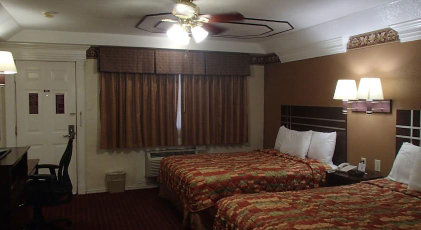 Room Photo Of BUDGET INN & SUITES